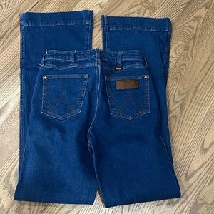 Women’s Wrangler Retro High Rise Flare